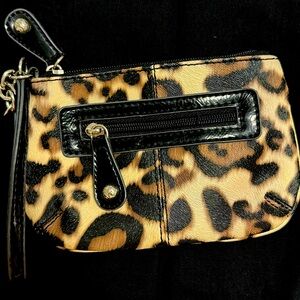 NewYork & company wristlets